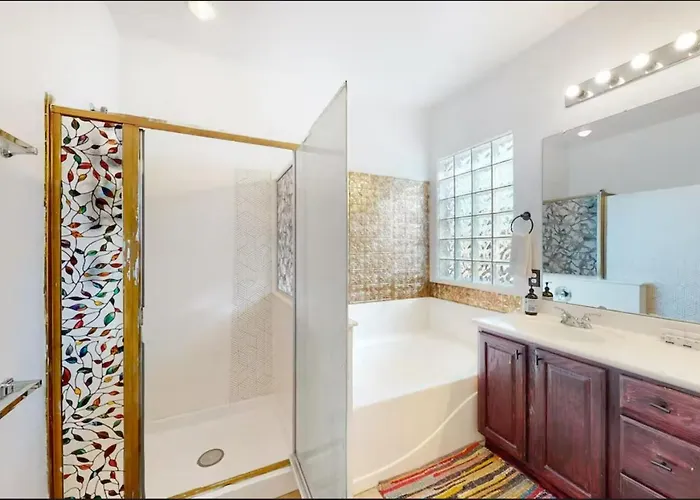 New! Stunning Peaceful - Very Close To Sports Complex Peoria